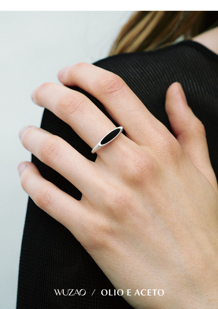 Shadow Oval Ring