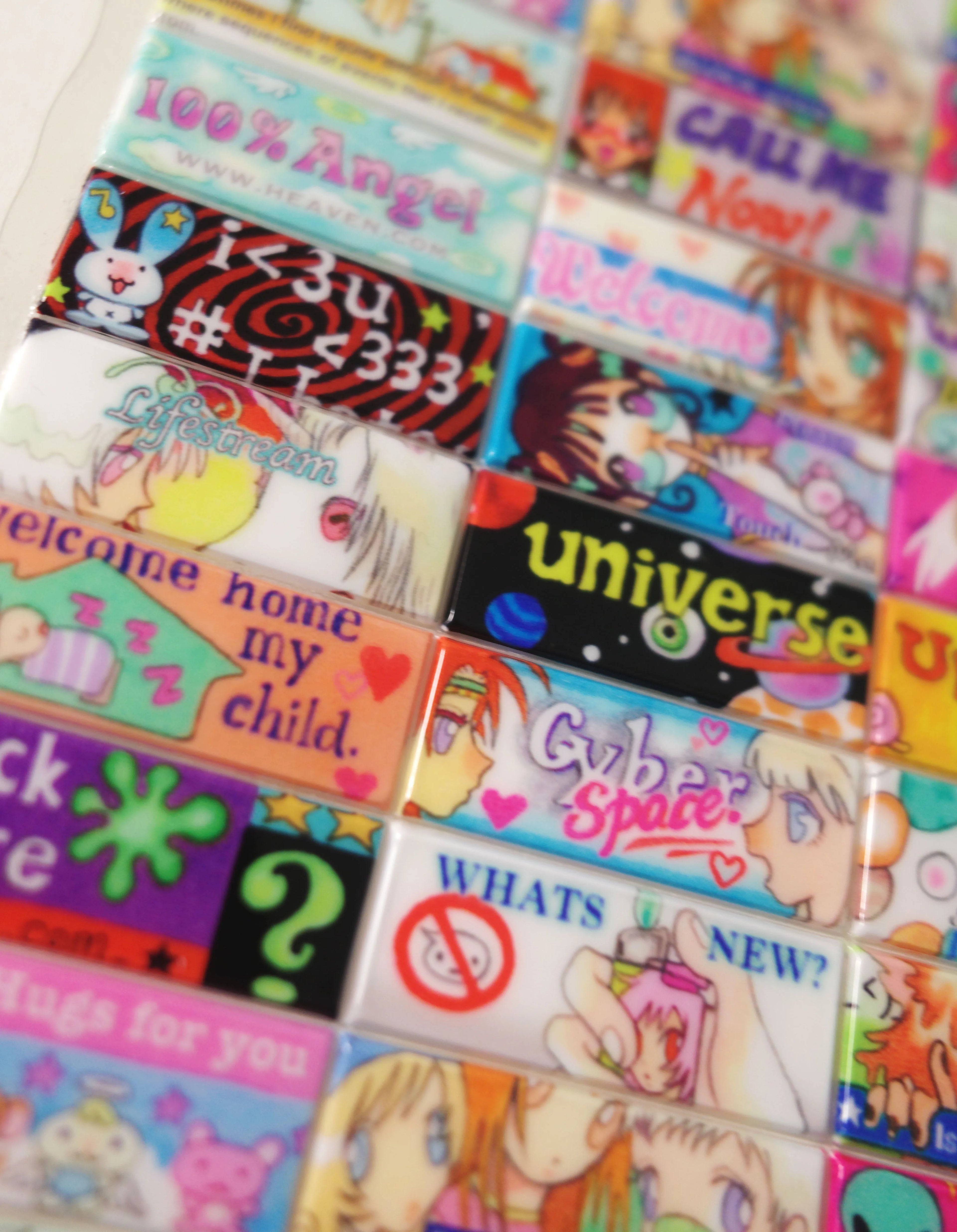 Oliwa Internet Invasion Seamless Stickers
