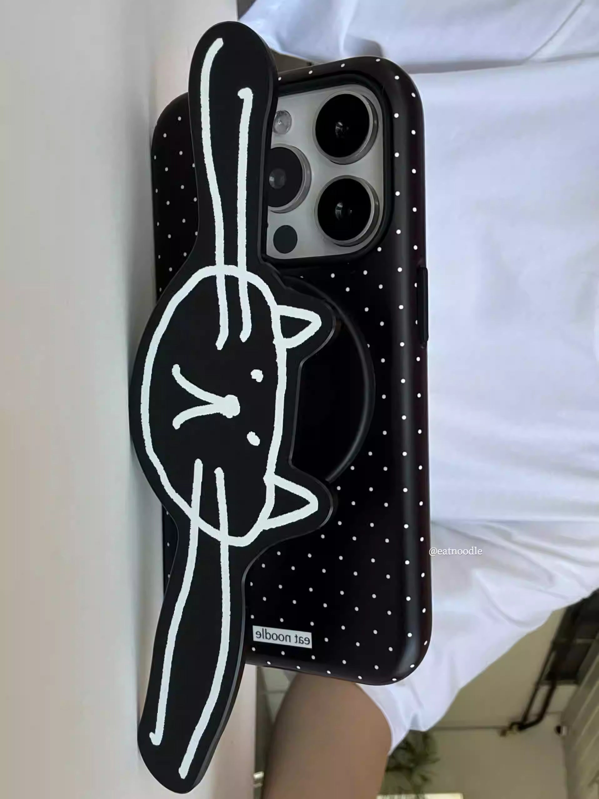 eatnoodle Doodle Cat Magnetic Phone Holder