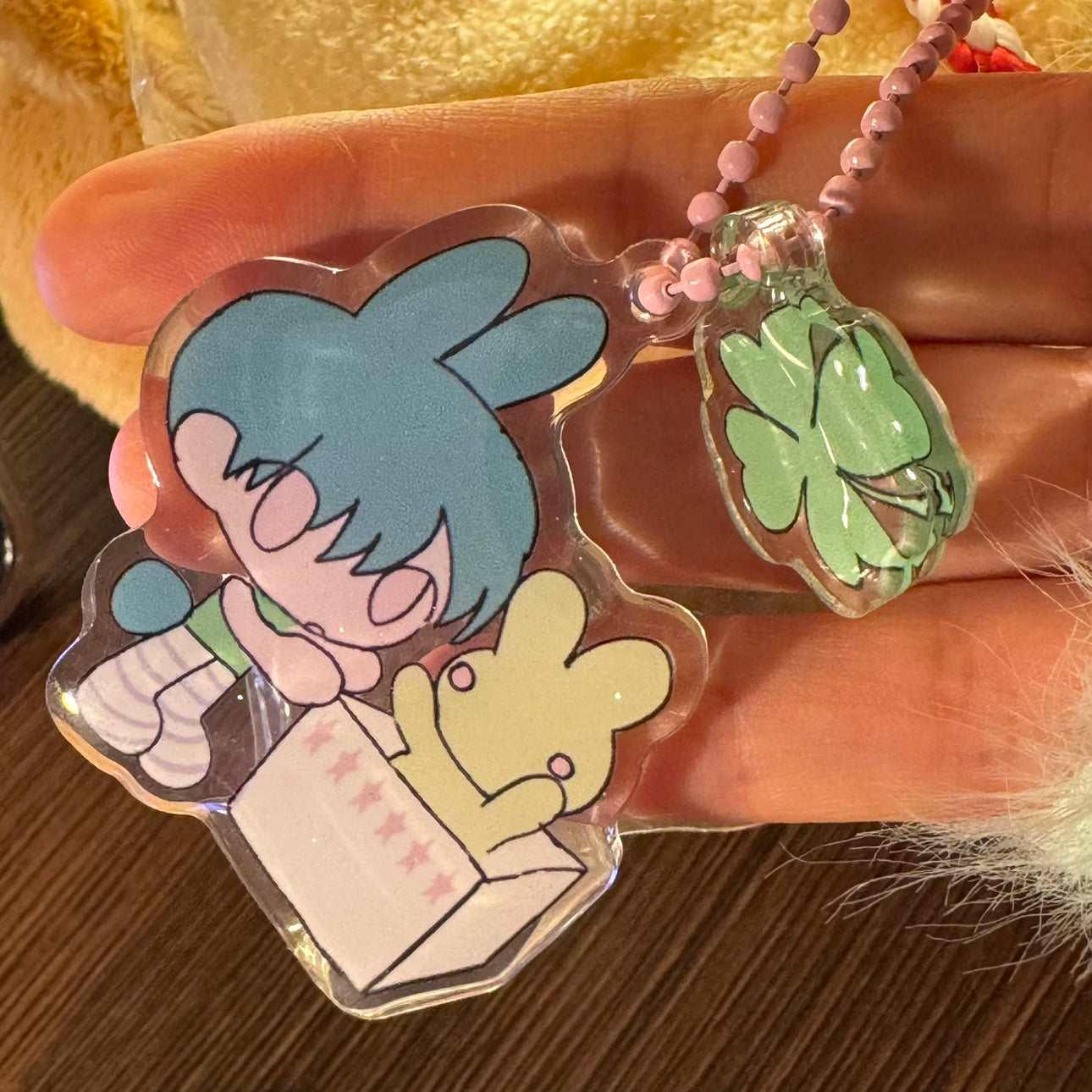 YAOxTuizhAaaa Electronic Rabbit KeyChain