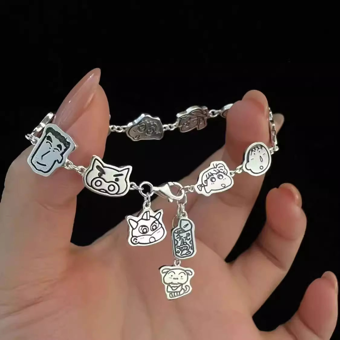 Crayon Shin-chan Friends Bracelet