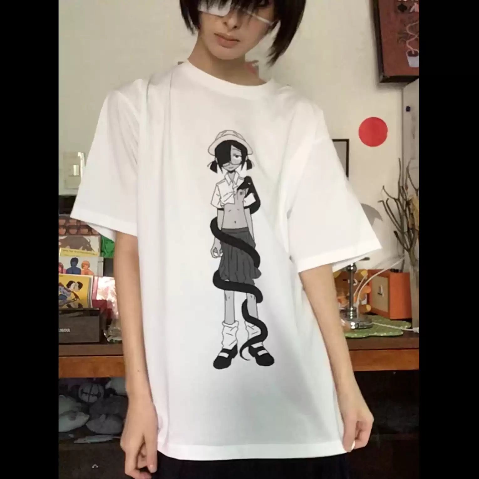 PipooxWarm Crystal Bitten T-Shirt