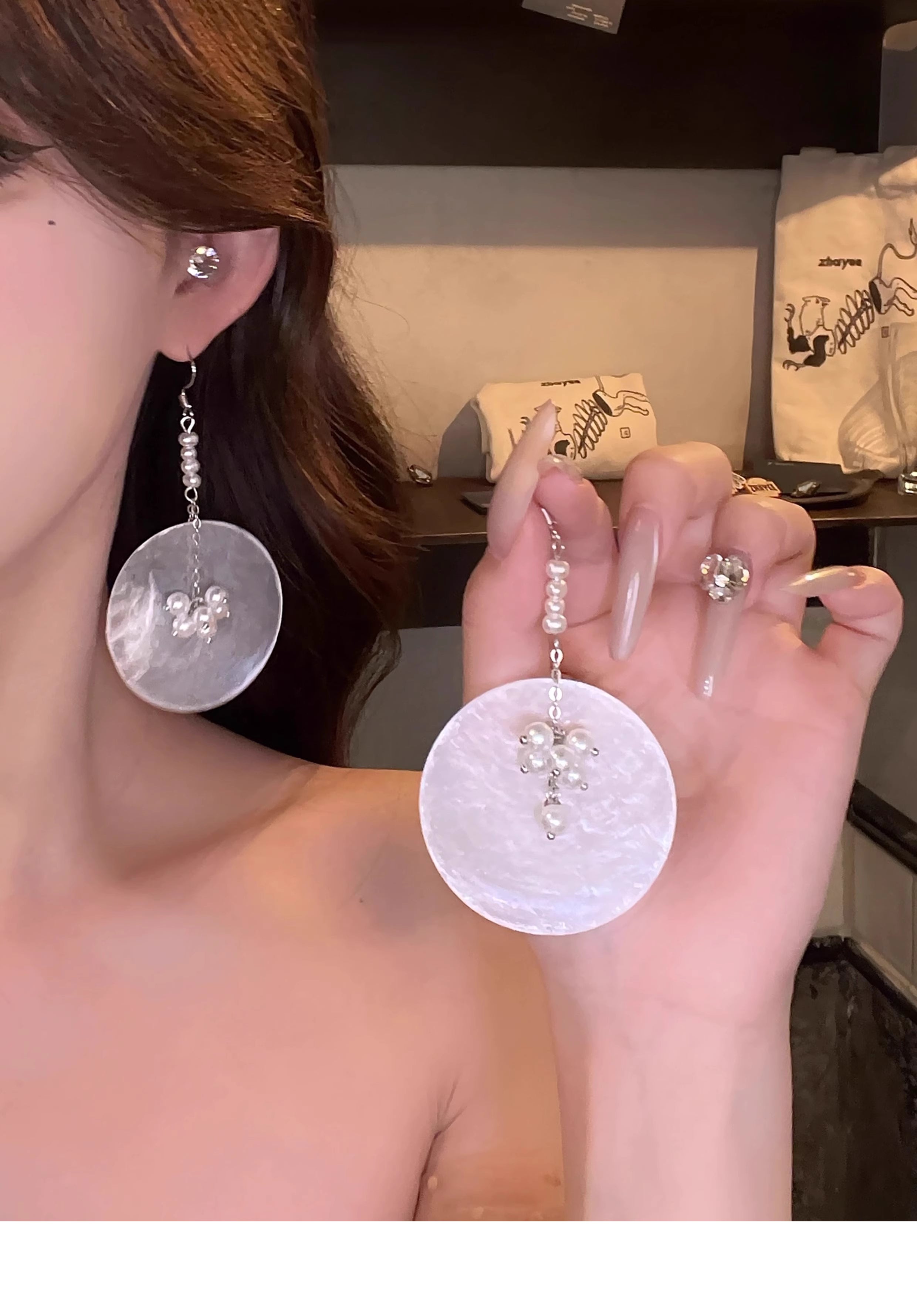 Shell Pearl Disc Earrings