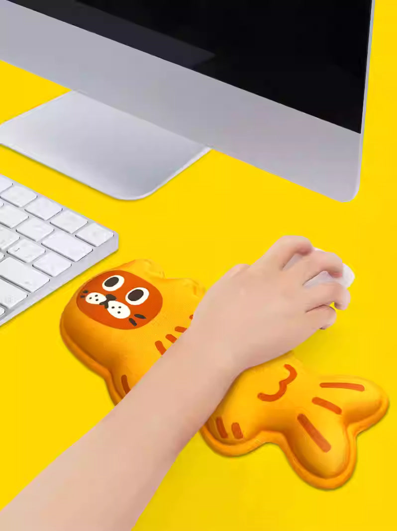 OIA Banana Tiger Wrist Rest