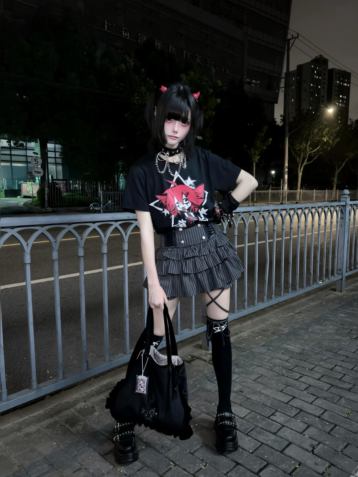 PiPPOxJiji Burger Alcohol & Caffeine T-shirt