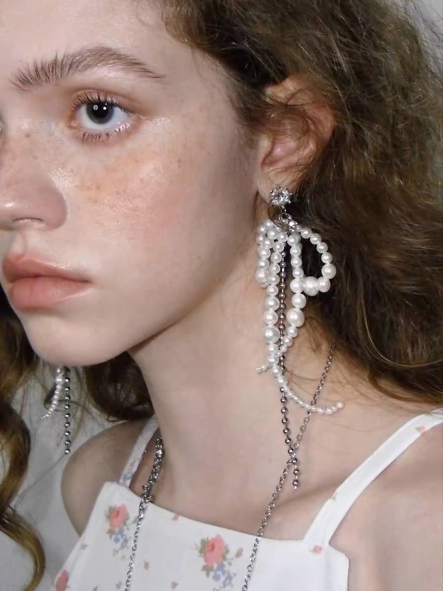Glam Bow Pearl Earrings
