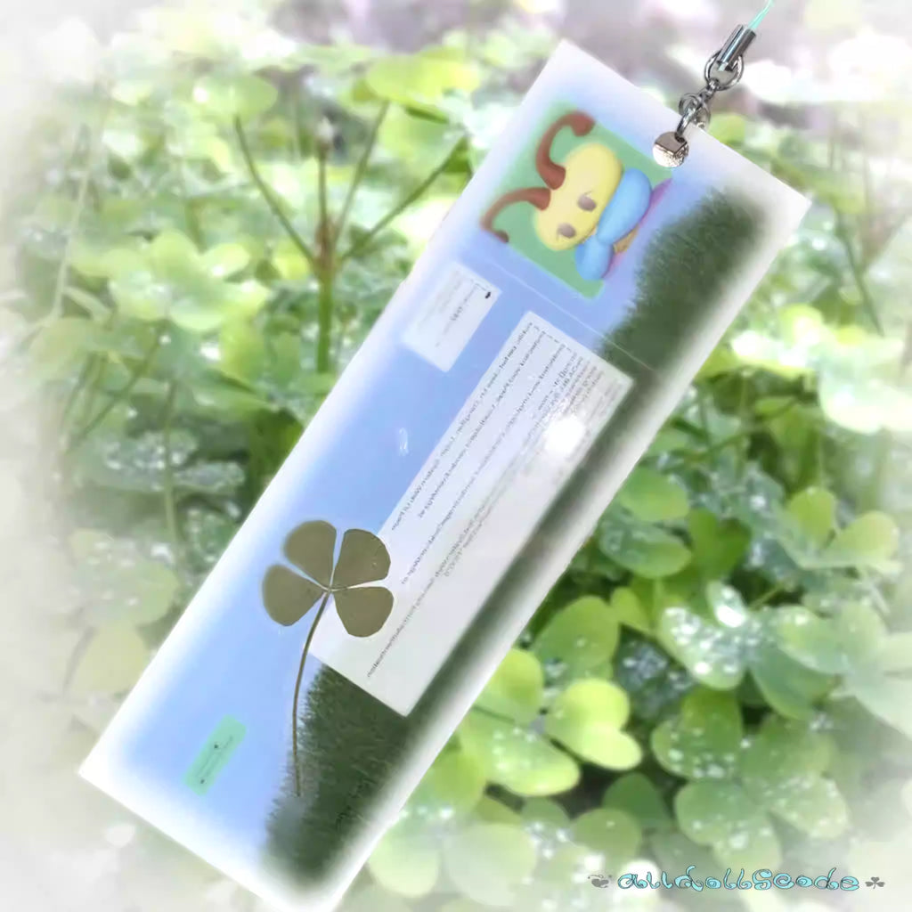 alldollscode Lucky Clover Star Illustration Bookmark