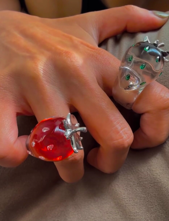 TAK MODNE Frozen Berry Ring