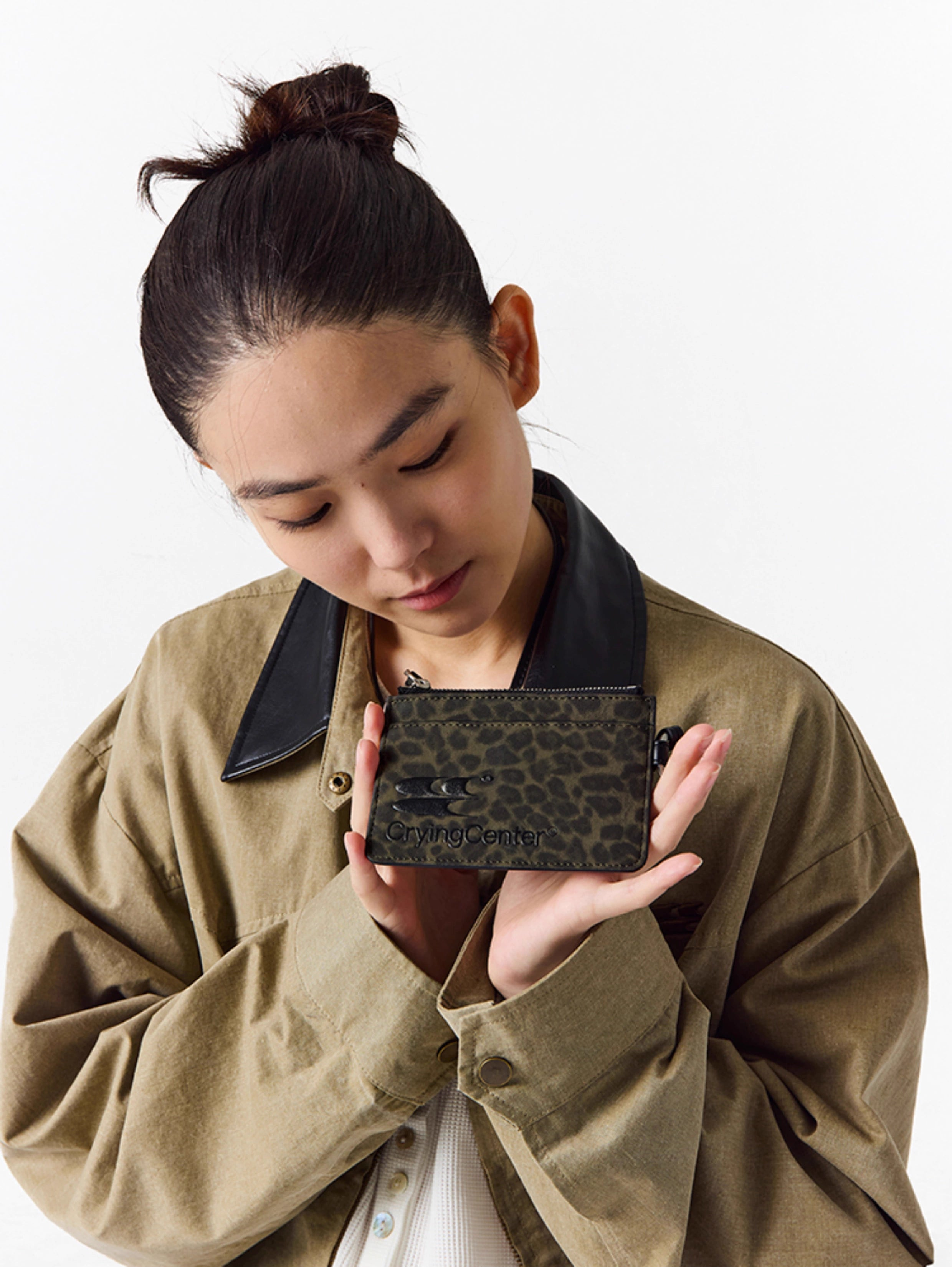 CryingCenter Leopard Lanyard Card Holder