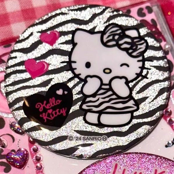 Hello Kitty Glitter Heart Parade