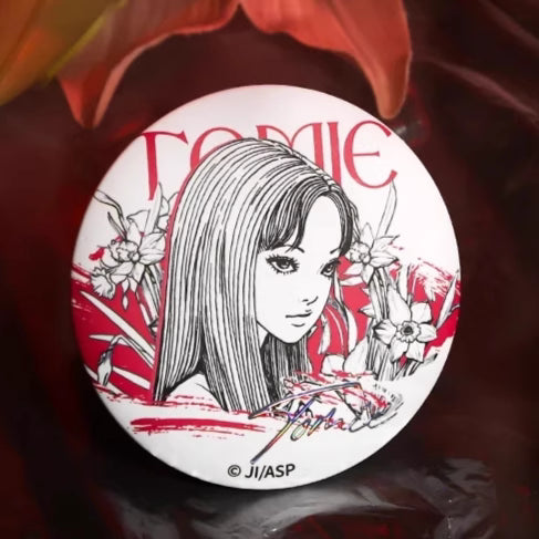Tomie Blood-Red Garden Badge