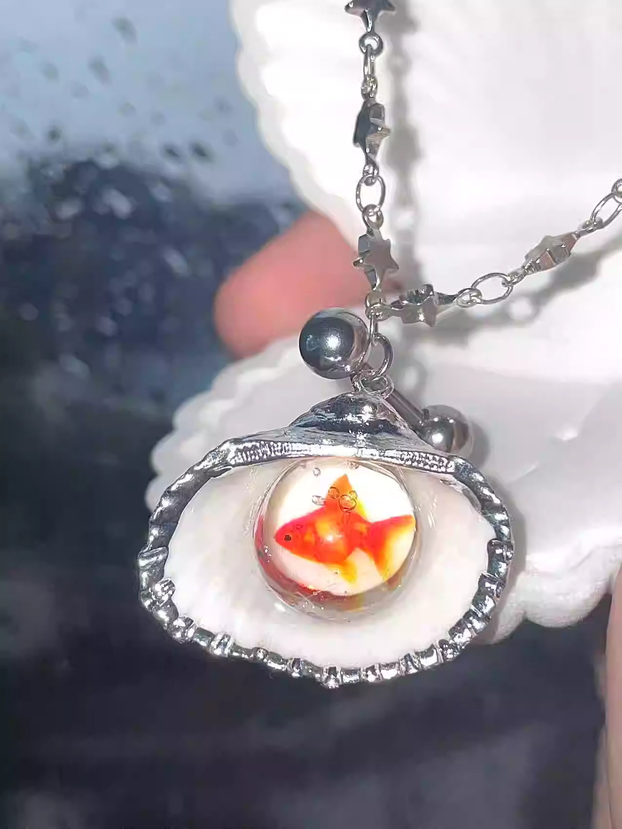 Goldfish Pearl Shell Pendant Necklace