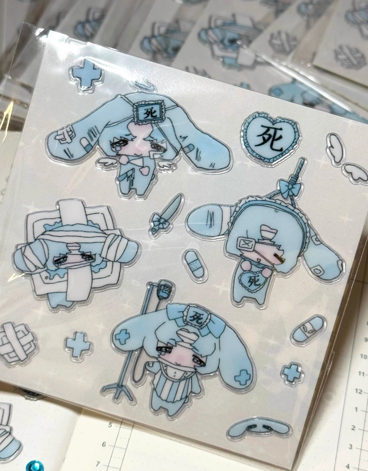 Pipoo Symbiont Star Holo Stickers