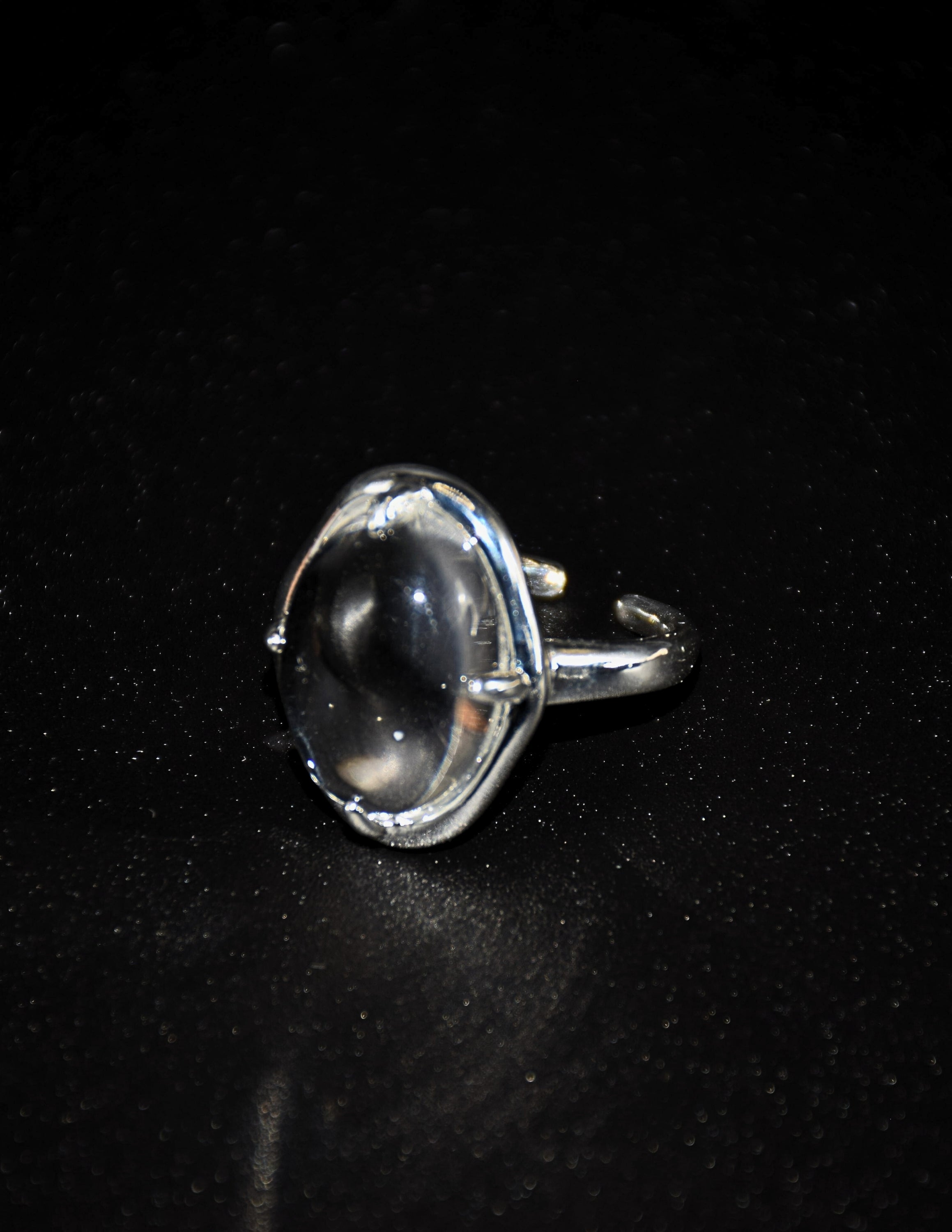TwistClaw Crystal Ring