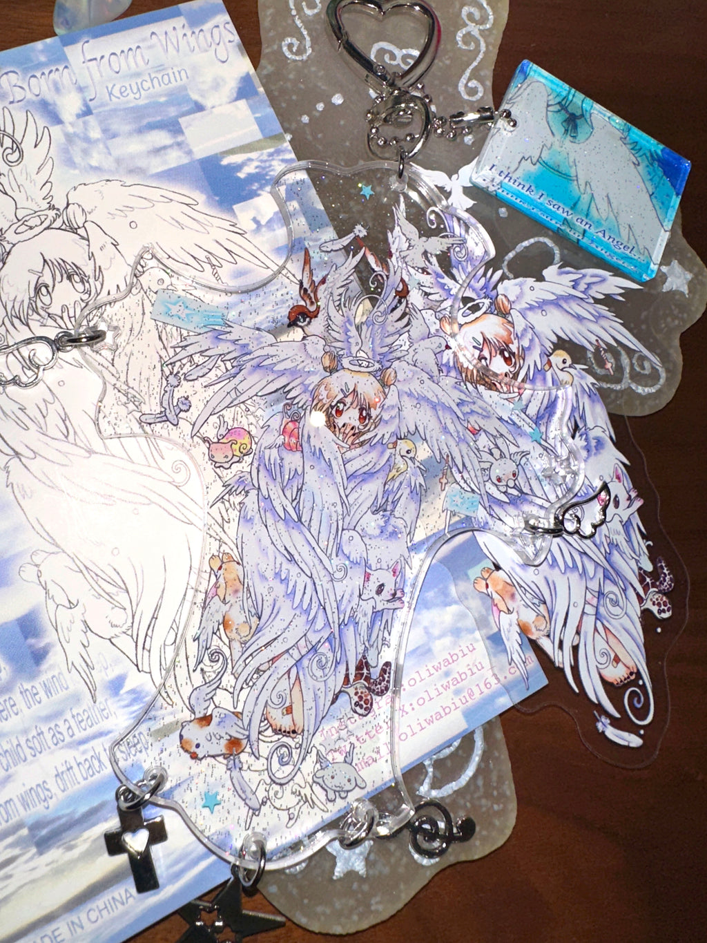 Oliwa Born From Wings Keychain