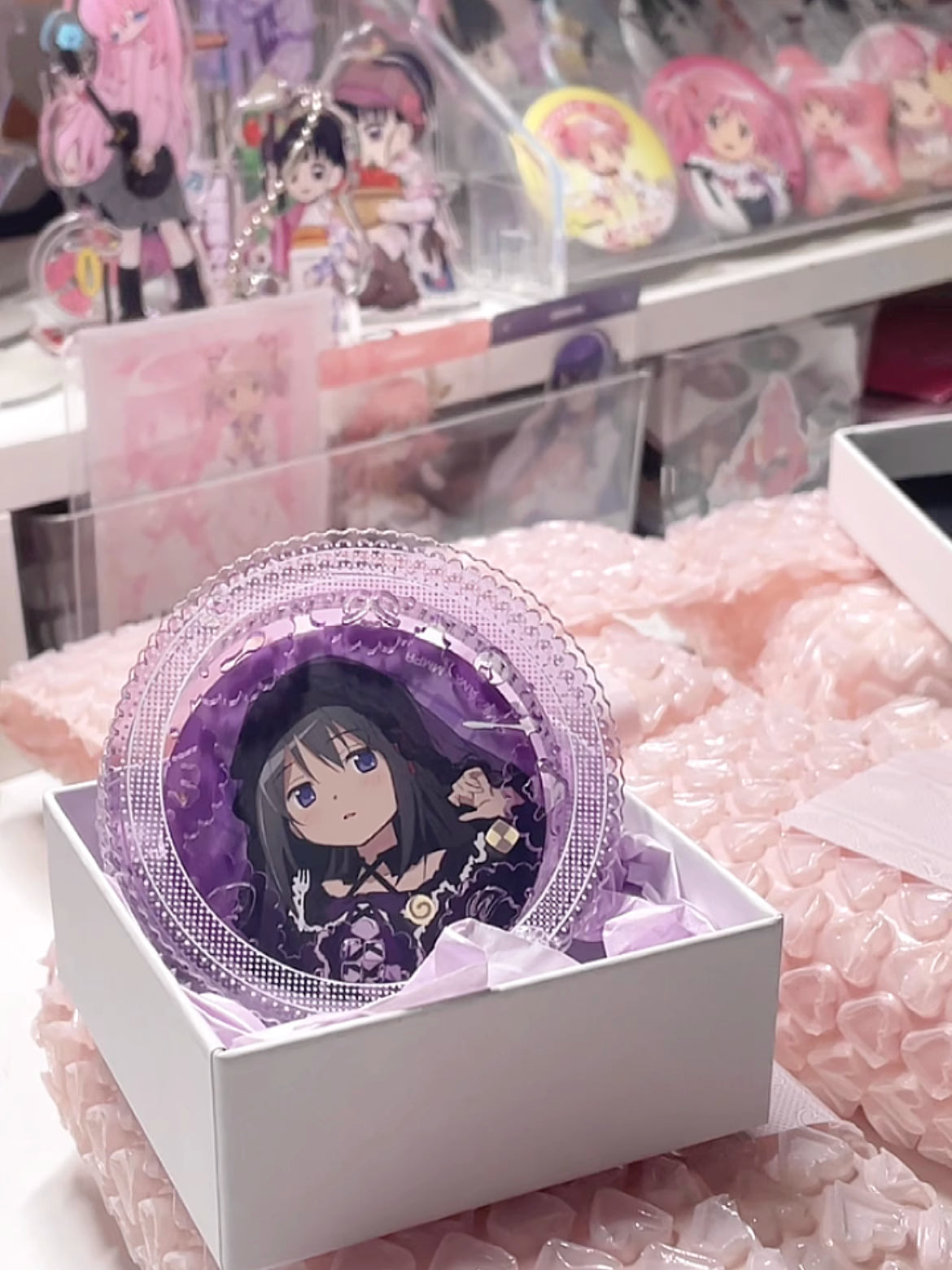 Pipoo Lace Tea Party Acrylic Badge Case