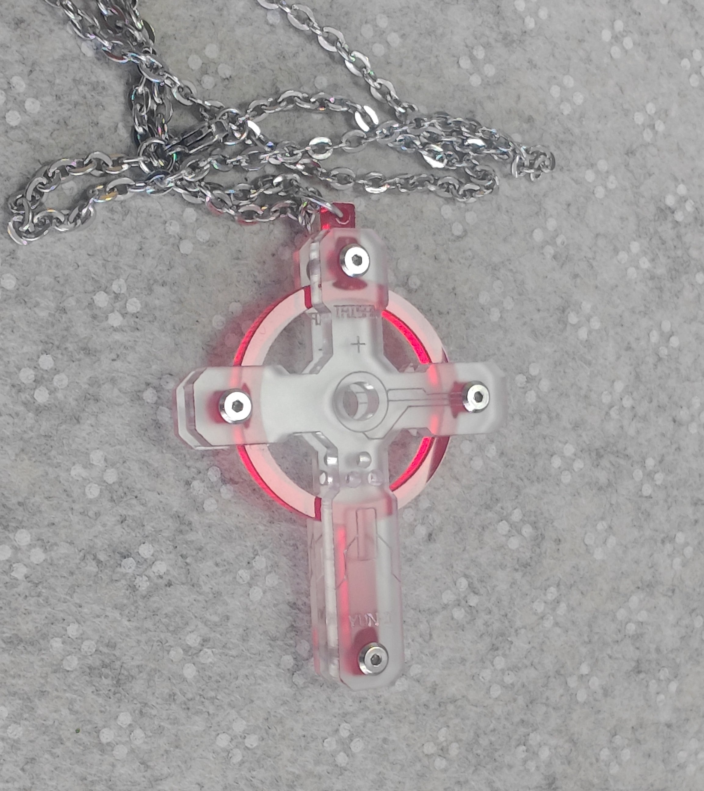 pipoo Cyber Cross Pendant