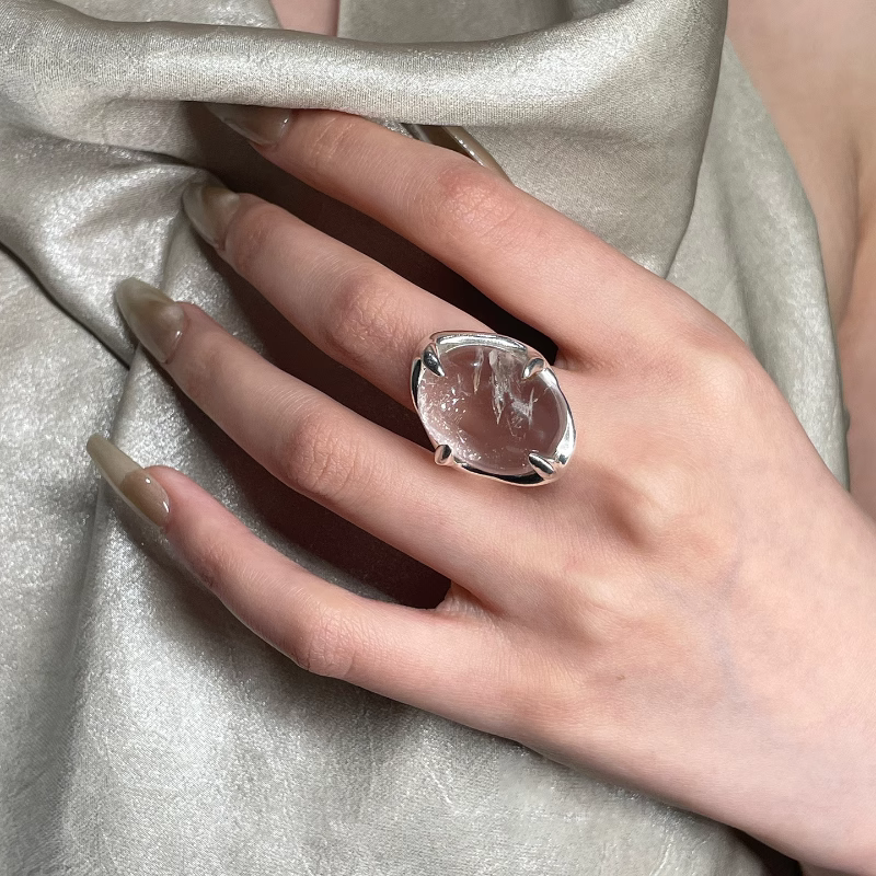 TwistClaw Crystal Ring