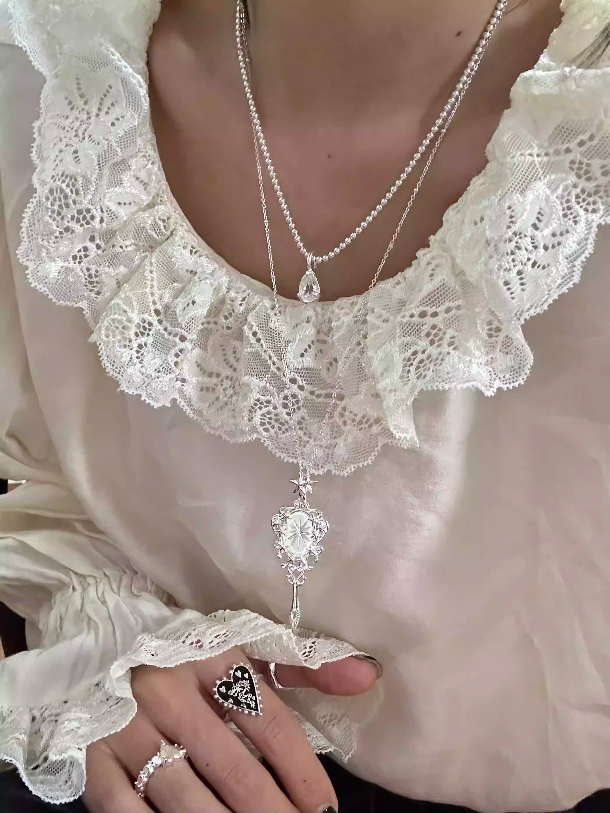 ISEE Starry Mirror Pendant Necklace