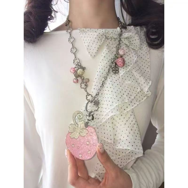 Tinkling Stream Strawberry Necklace