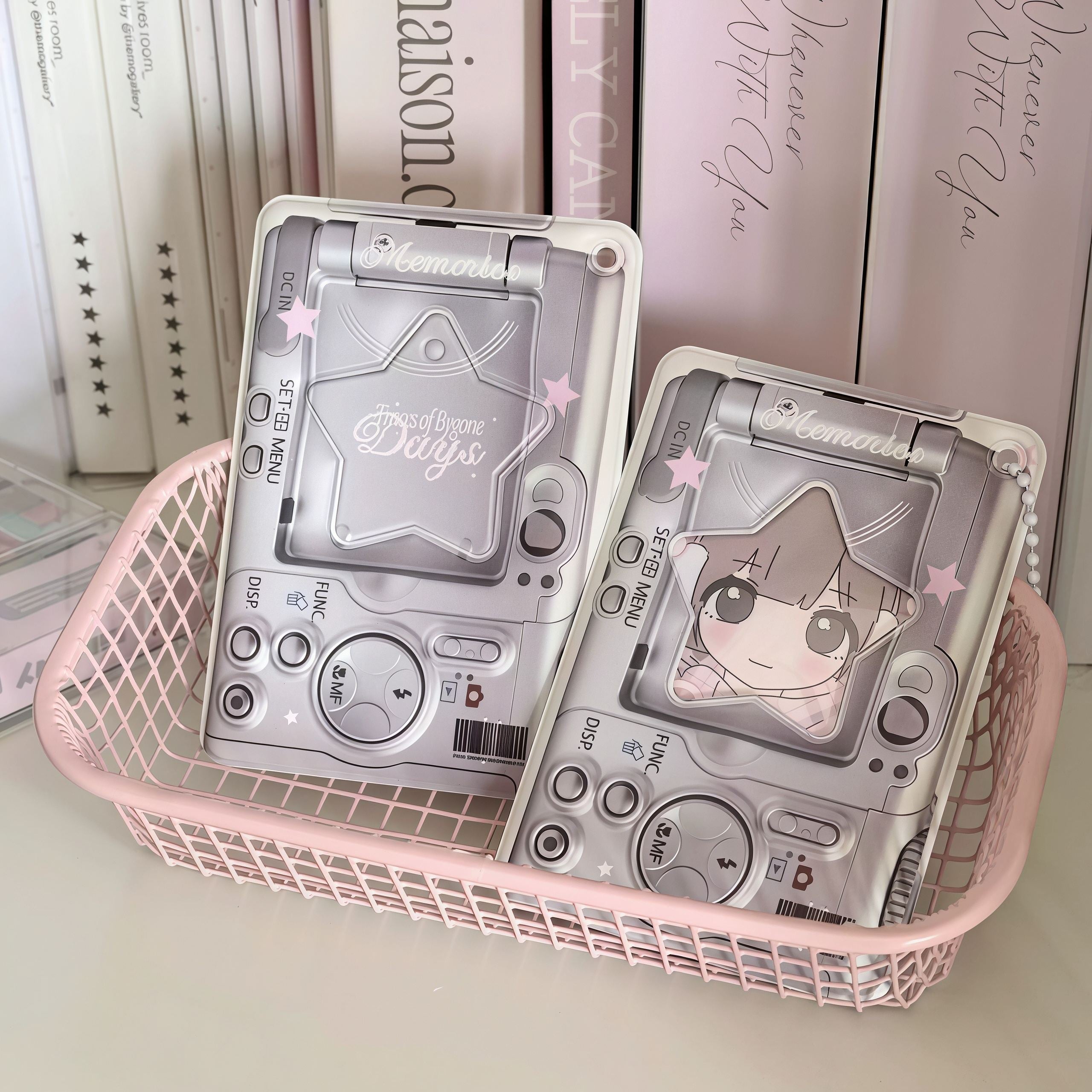 Retro Camera Star Card Holder