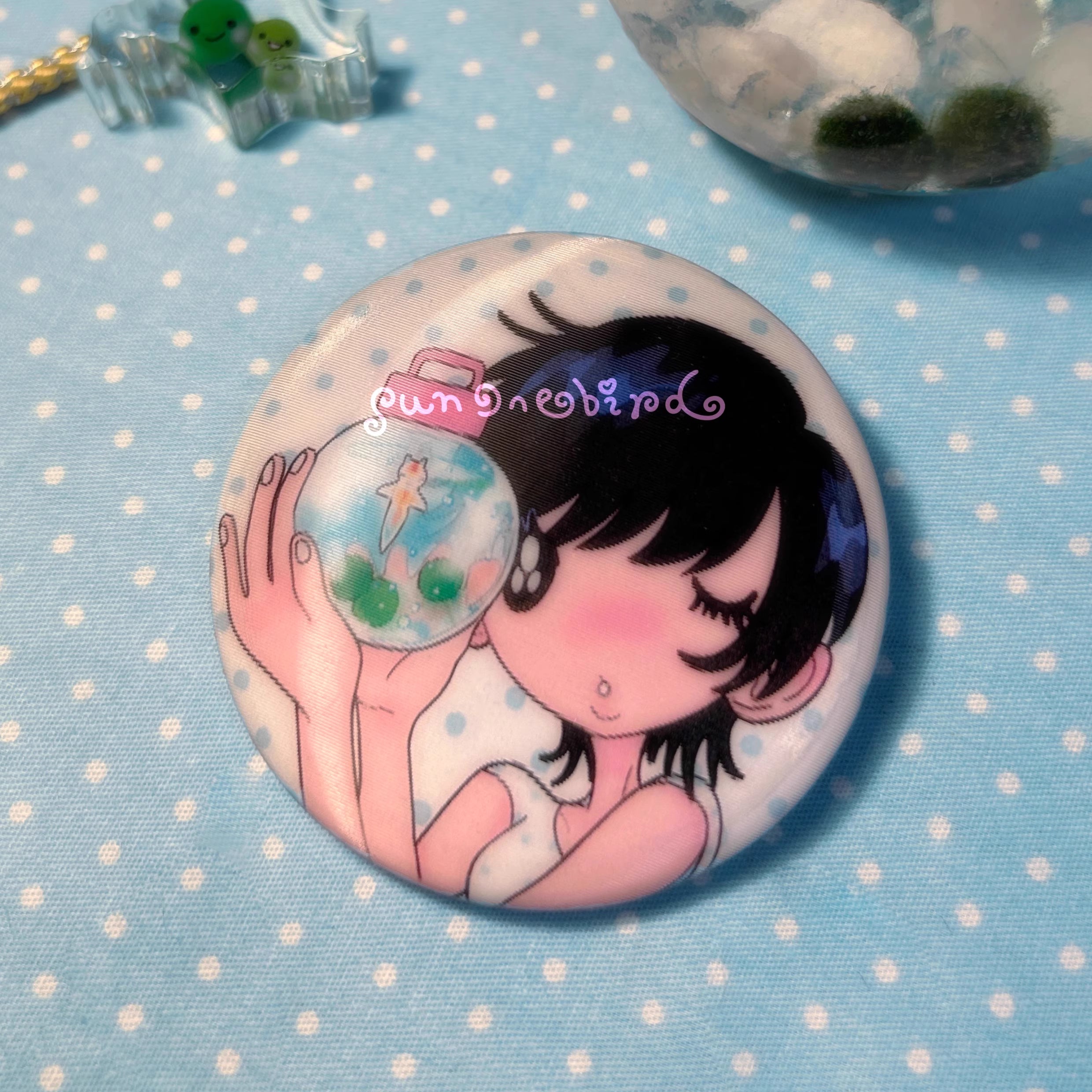 Sunonebird Pocket Terrarium Gaze Badge