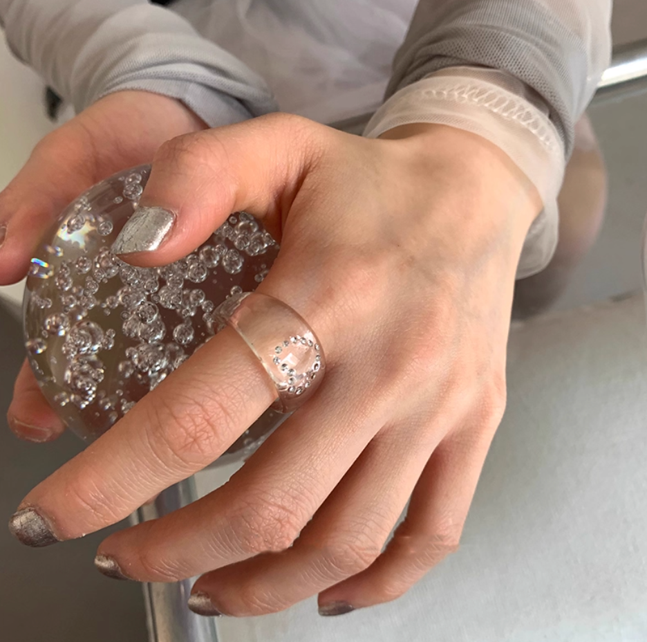 Clear Heart Resin Ring