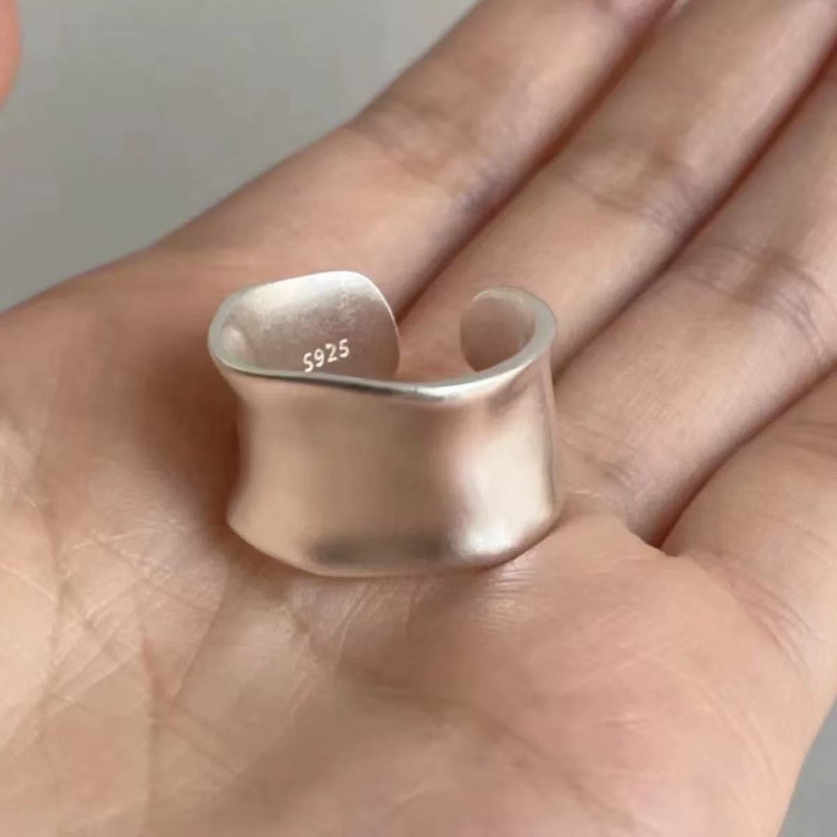 Ocean Wave Ring