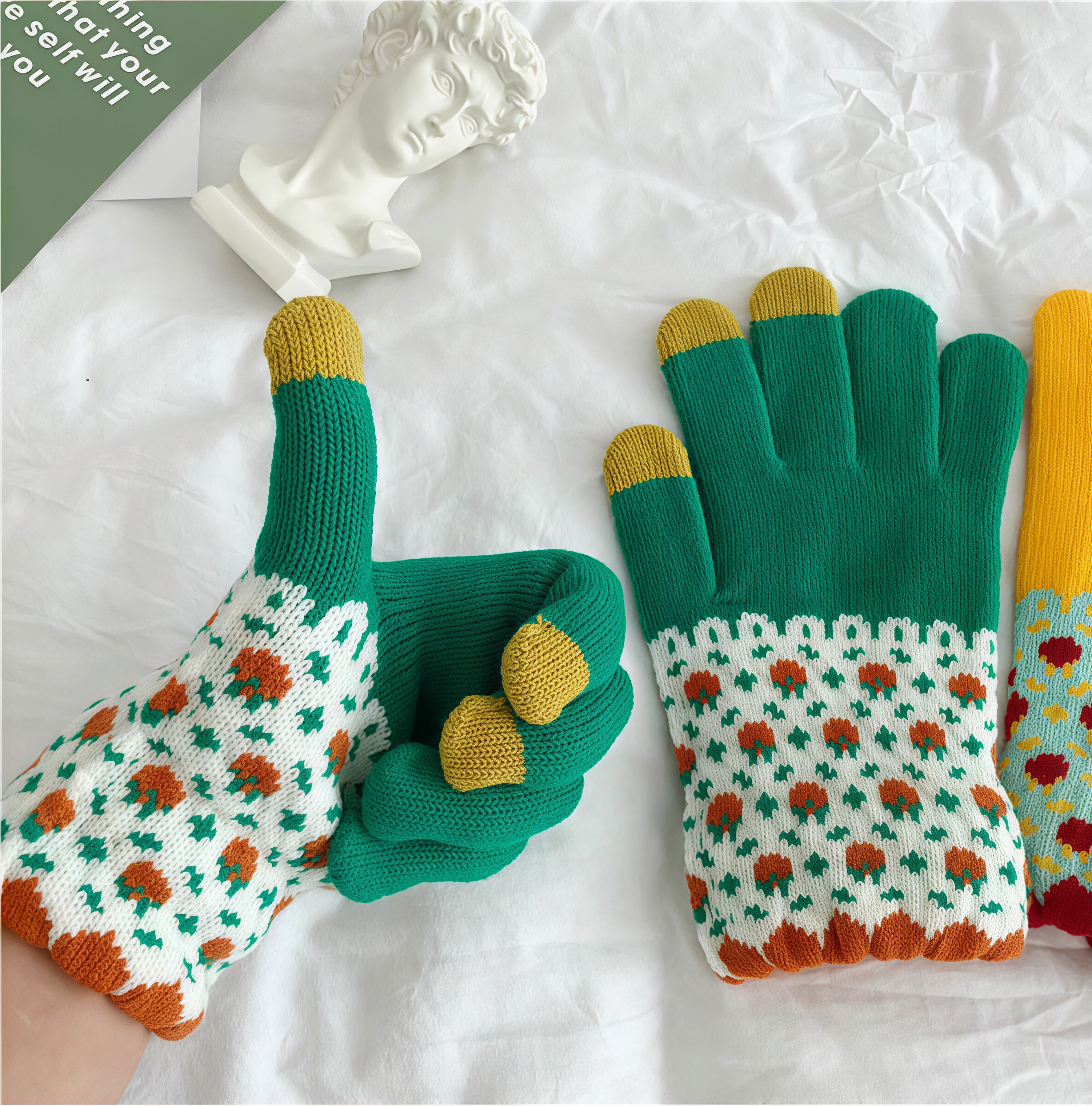 Garden Pop Knit Gloves