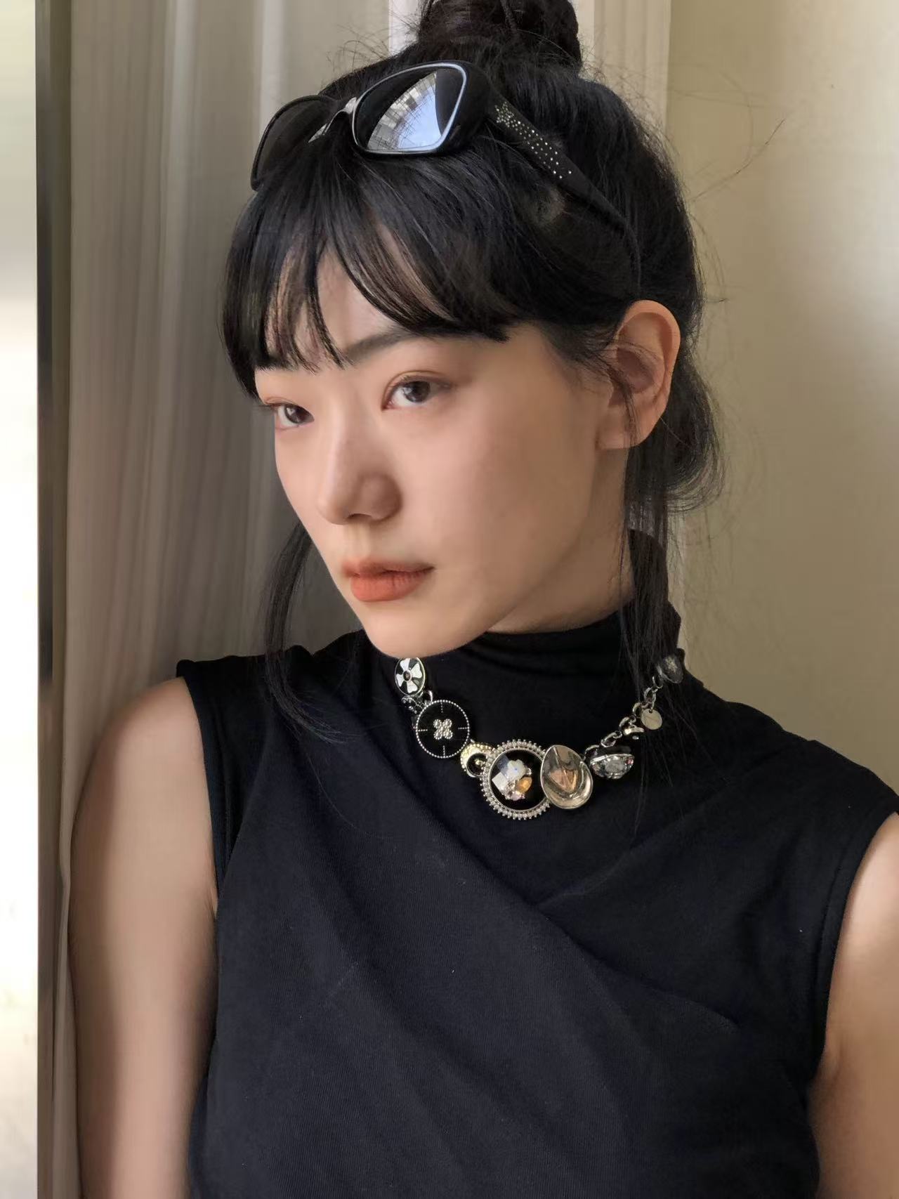 NOTJUSTHIM Noir Blossom Necklace